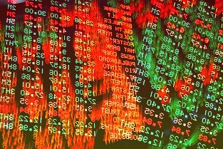 中国首家小型宜家撤场:5折起甩卖引顾客排队捡漏,小店模式为何行不通?